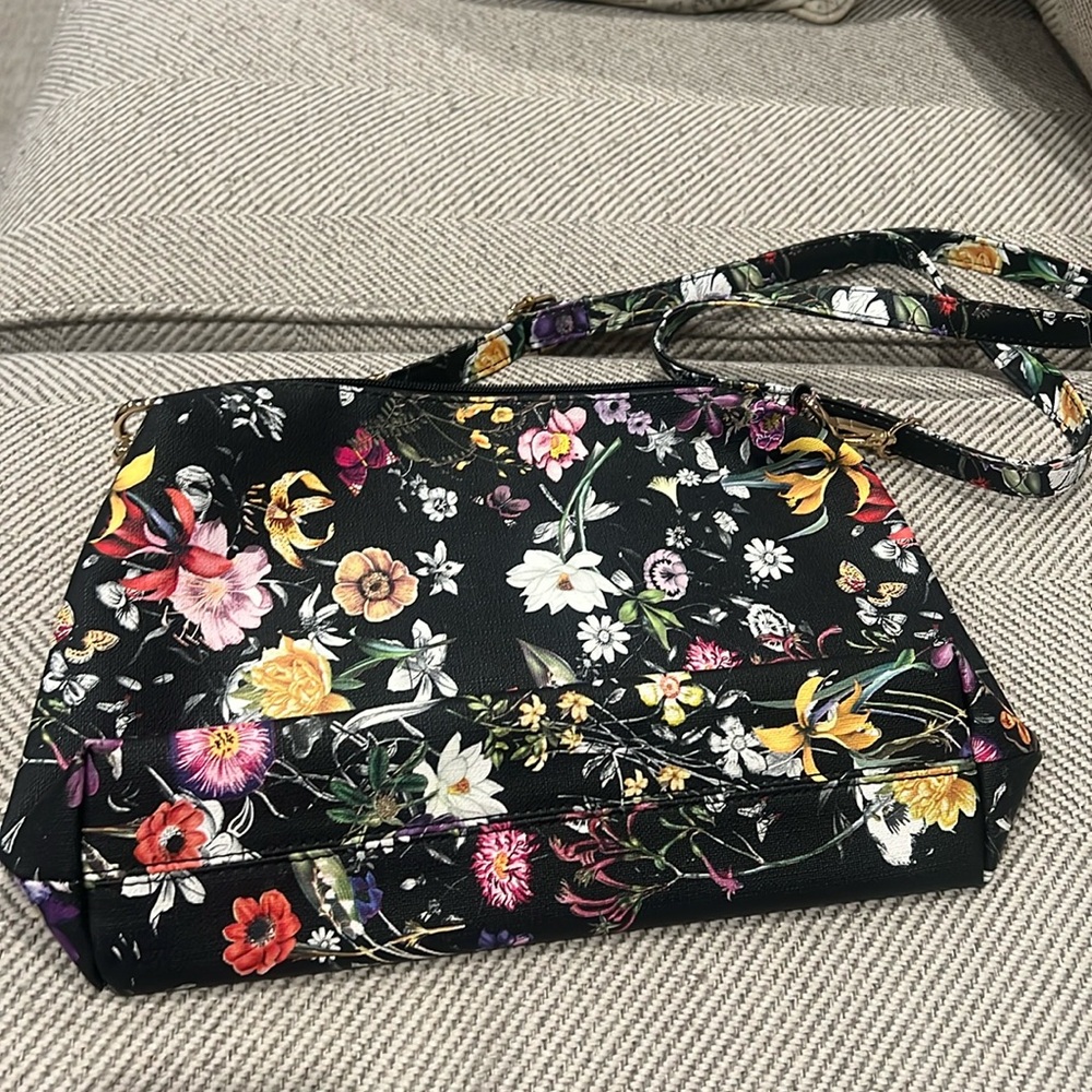 NWOT Floral purse
